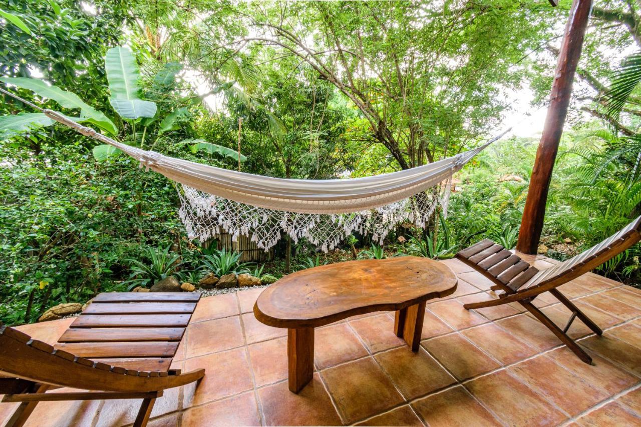 Funky Monkey Lodge Playa Santa Teresa  Extérieur photo