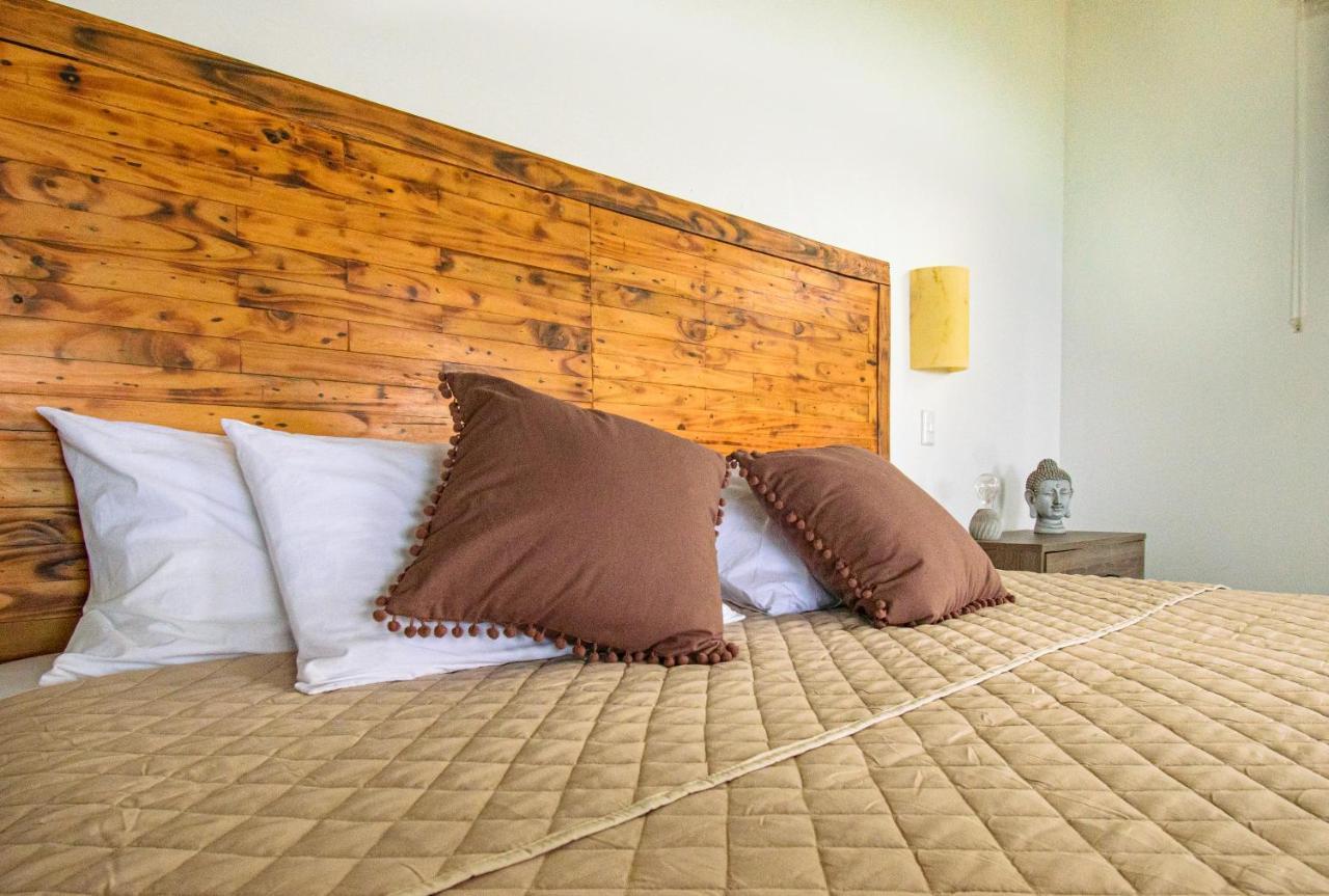 Funky Monkey Lodge Playa Santa Teresa  Extérieur photo