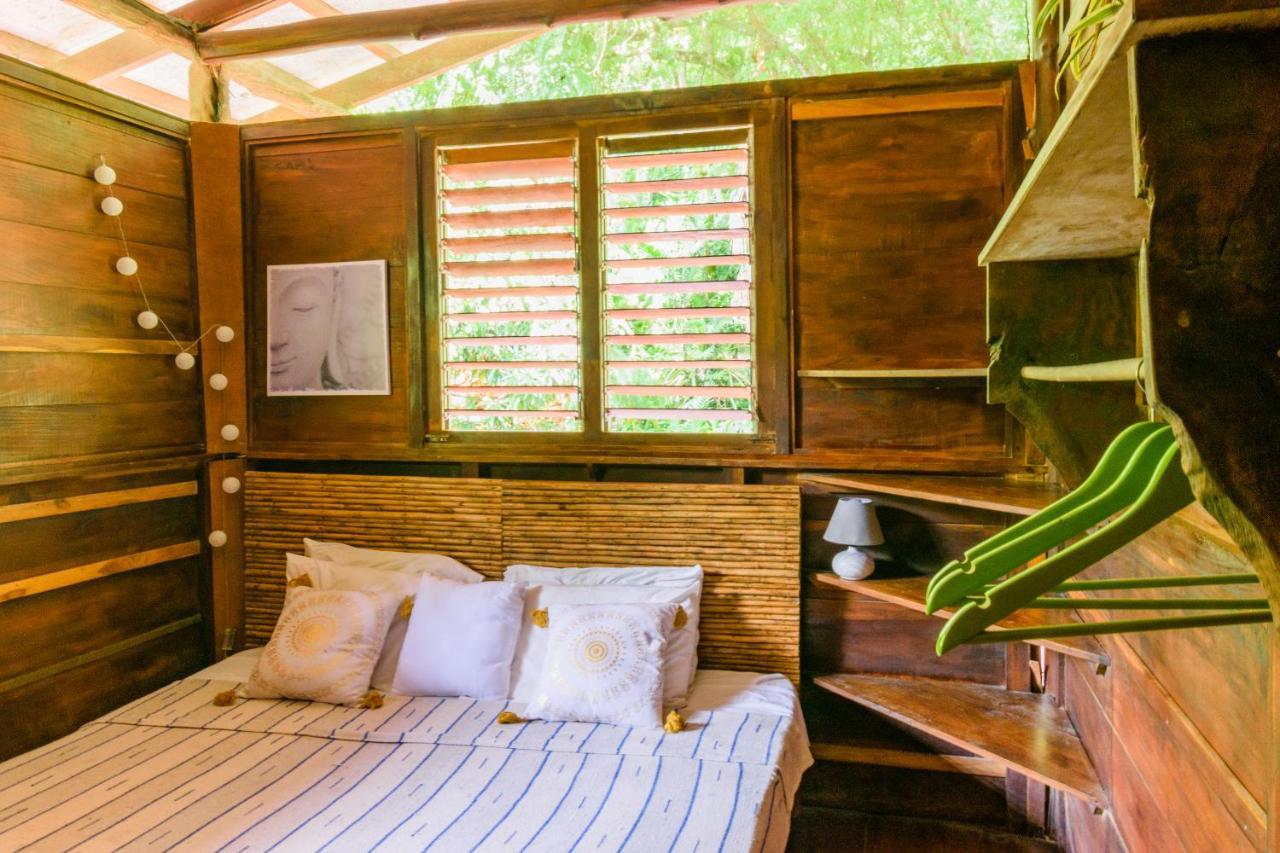 Funky Monkey Lodge Playa Santa Teresa  Extérieur photo