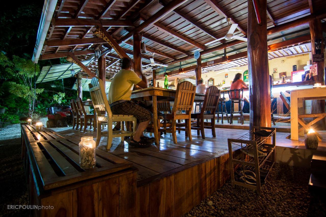 Funky Monkey Lodge Playa Santa Teresa  Extérieur photo