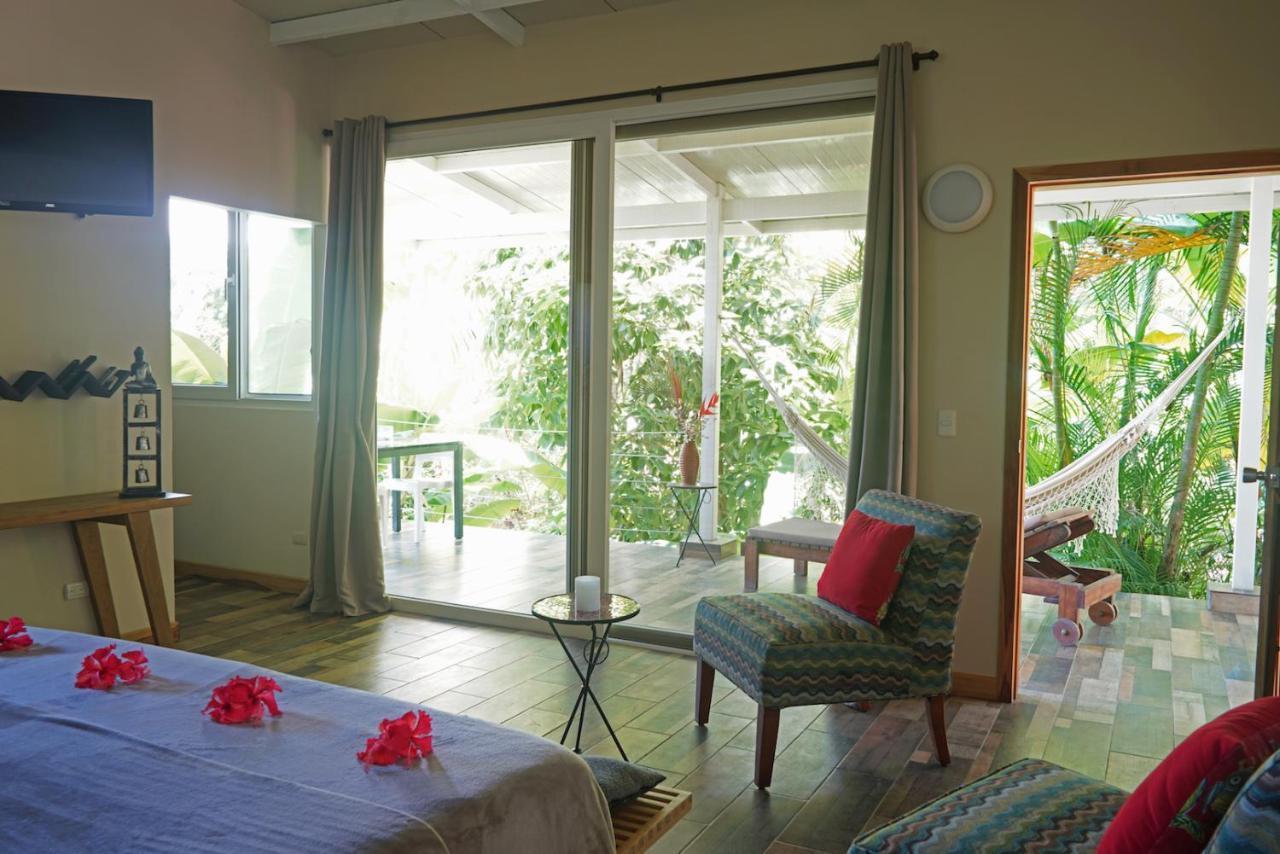 Funky Monkey Lodge Playa Santa Teresa  Extérieur photo